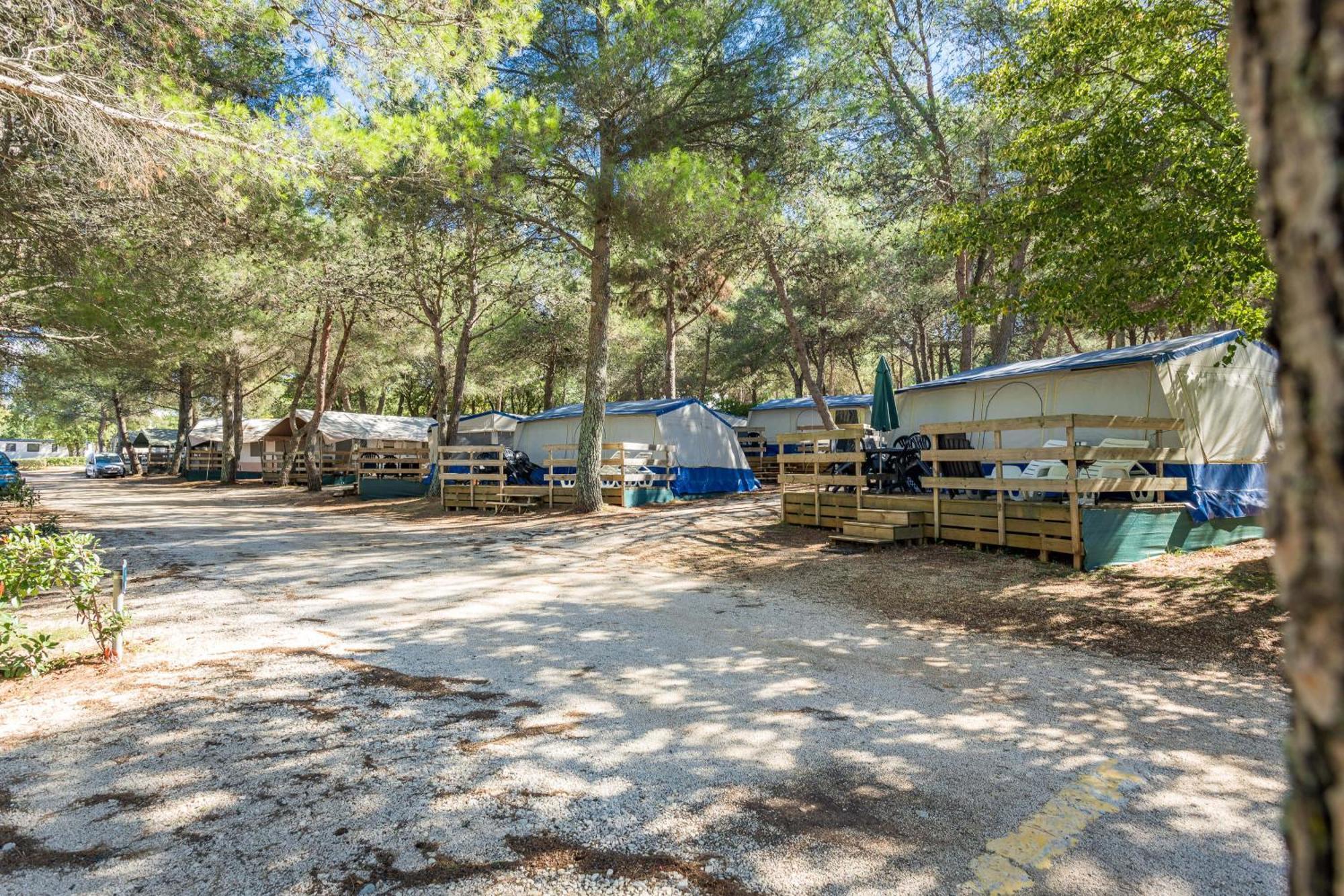 Easyatent Bungalow Tent Lanterna 카르바포랏 객실 사진