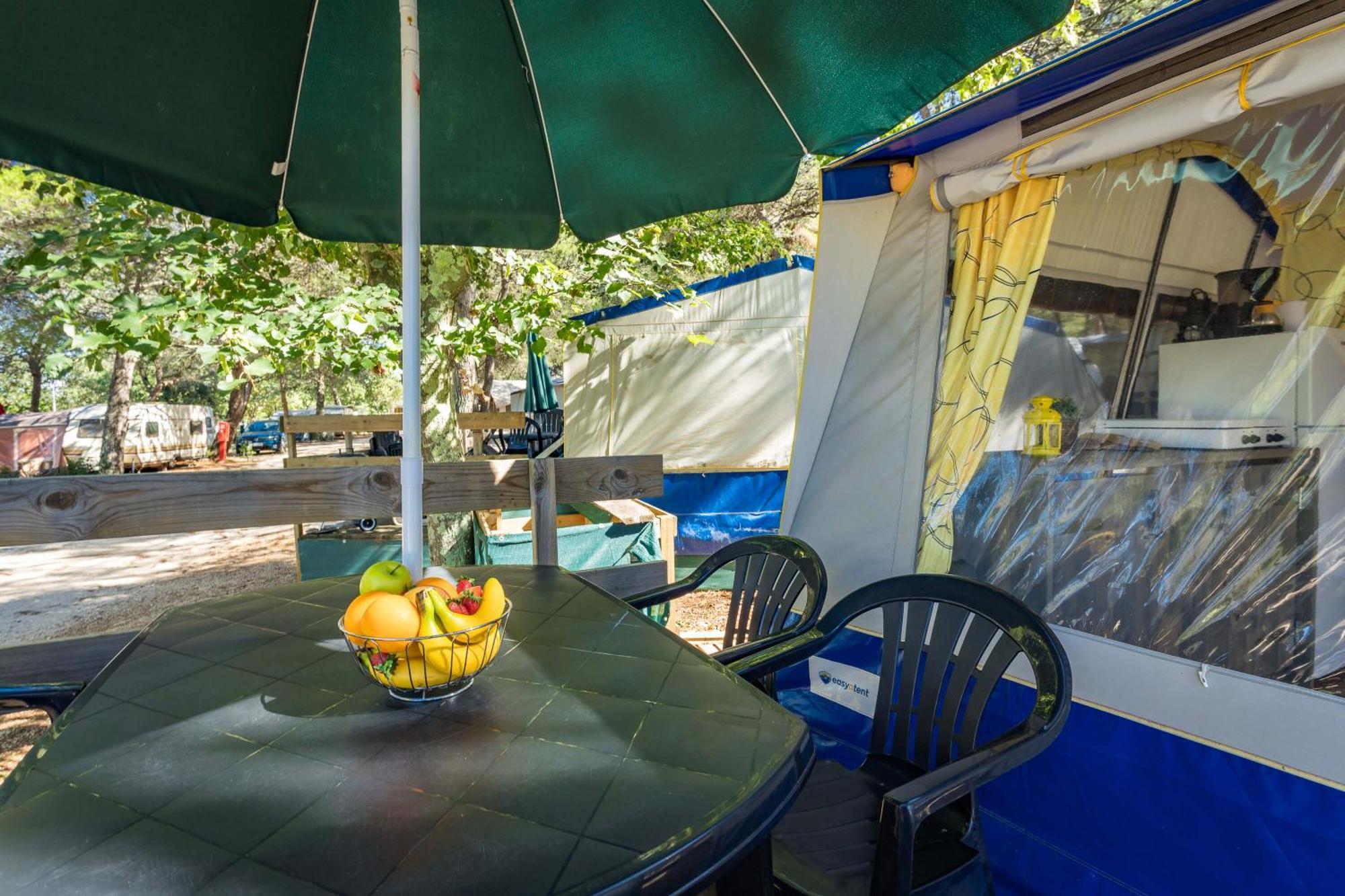 Easyatent Bungalow Tent Lanterna 카르바포랏 객실 사진