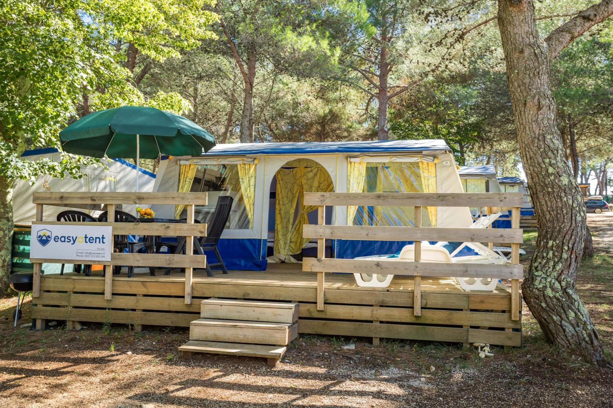 Easyatent Bungalow Tent Lanterna 카르바포랏 객실 사진