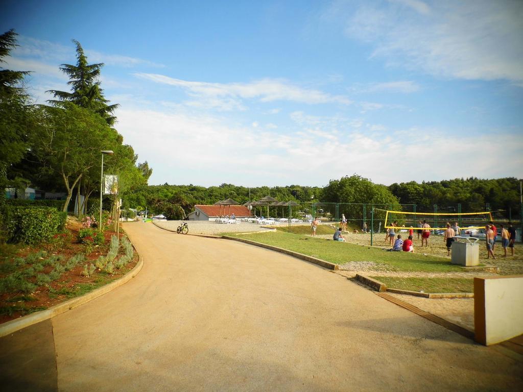 Easyatent Bungalow Tent Lanterna 카르바포랏 외부 사진
